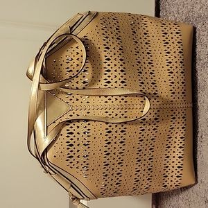 Stella & Dot Avalon Tote